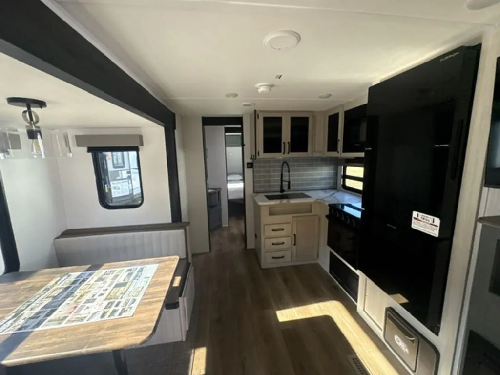 2026 Palomino Puma 337BH, Photos photo 21