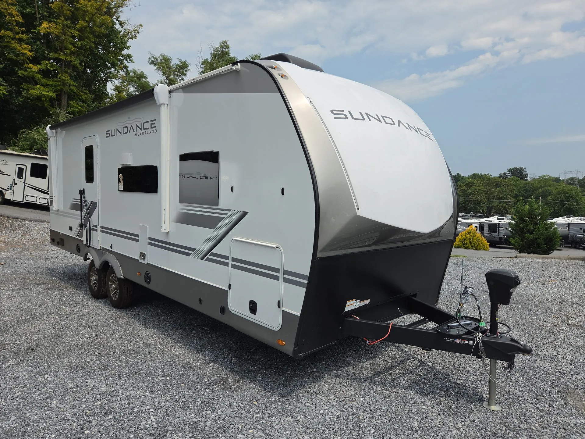 2026 Heartland Sundance Ultra-Lite 27RBSS - Photo 2