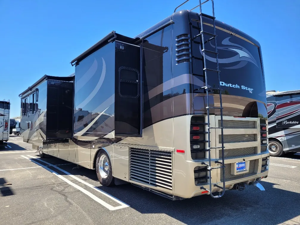 2011 Newmar DUTCHSTAR 4020 - Photo 3