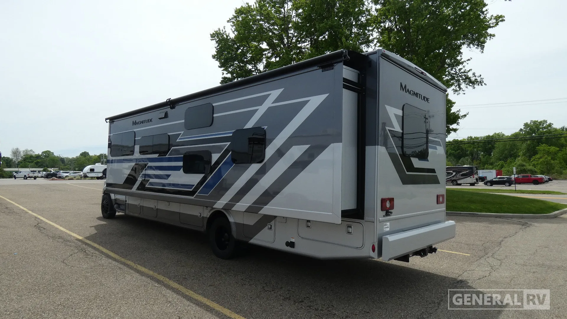 2026 Thor Motor Coach Magnitude Grand R36 - Photo 4