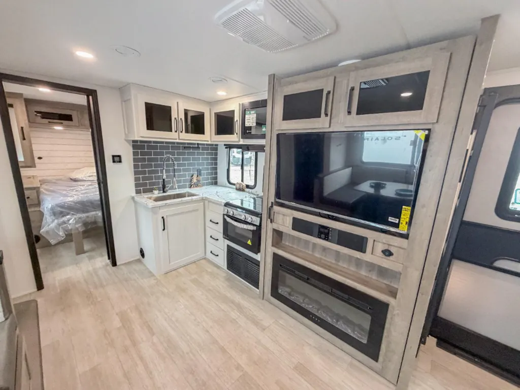 2026 Forest River Solaire 2430BHS, Photos photo 5