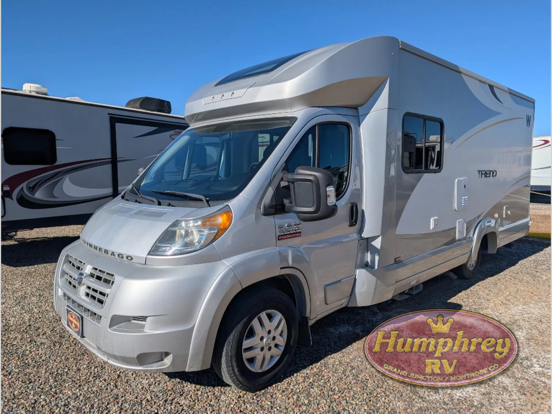 2015 Winnebago Trend 23L - Photo 3