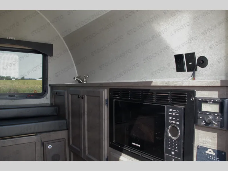 2022 Sunset Park RV SunRay 139T - Photo 4