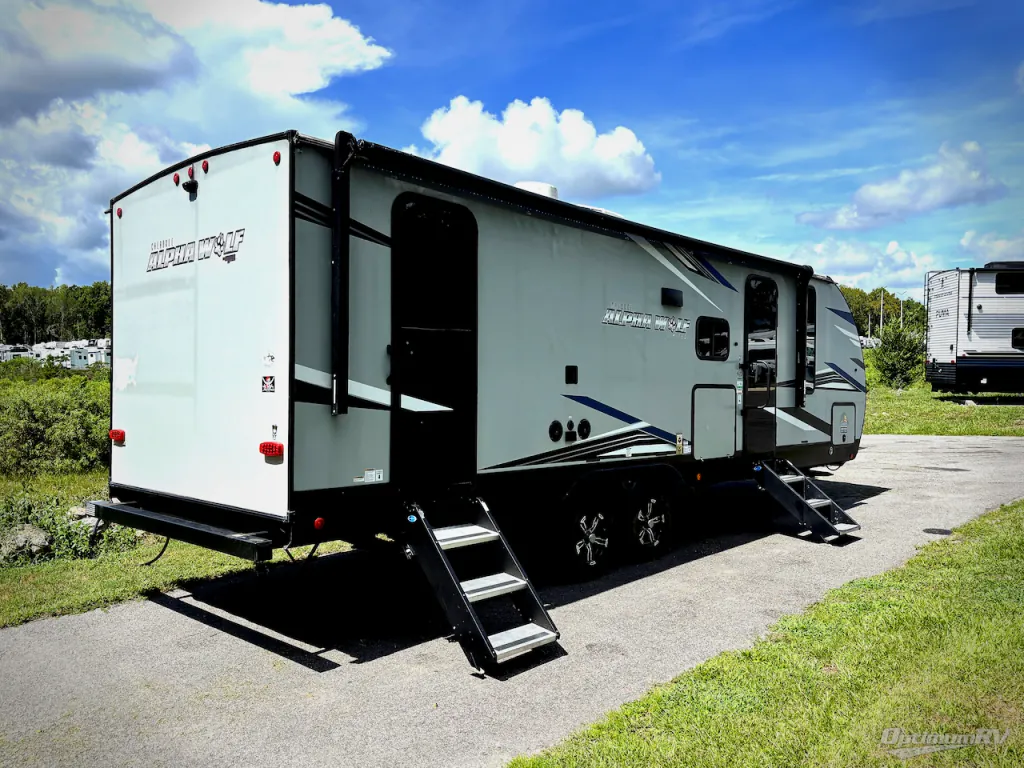 2022 Forest River Cherokee Alpha Wolf 26DBH-L, Photos photo 2