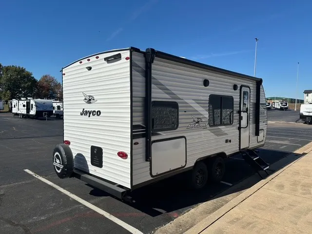 2026 Jayco Jay Flight SLX 211MB - Photo 4