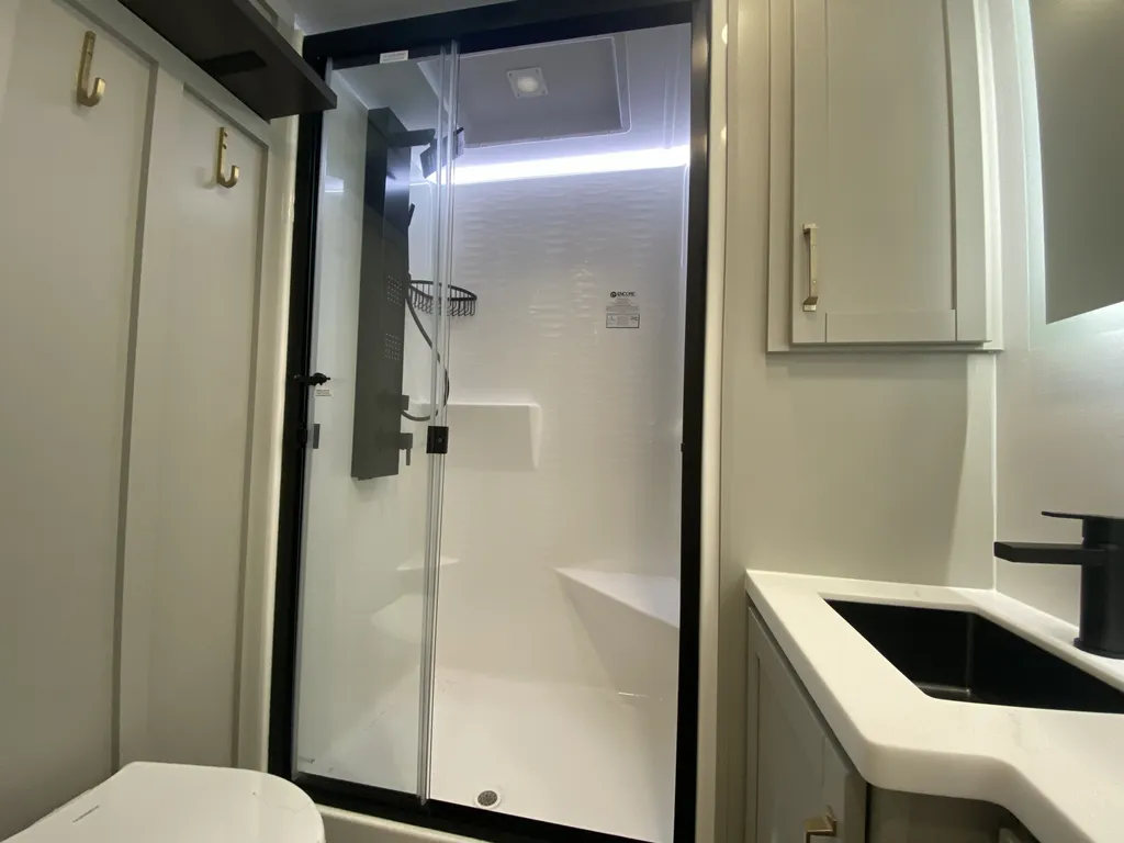 2026 Brinkley Model Z 297, Photos photo 45