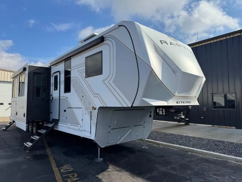 2026 Keystone Raptor 430 - Photo 3