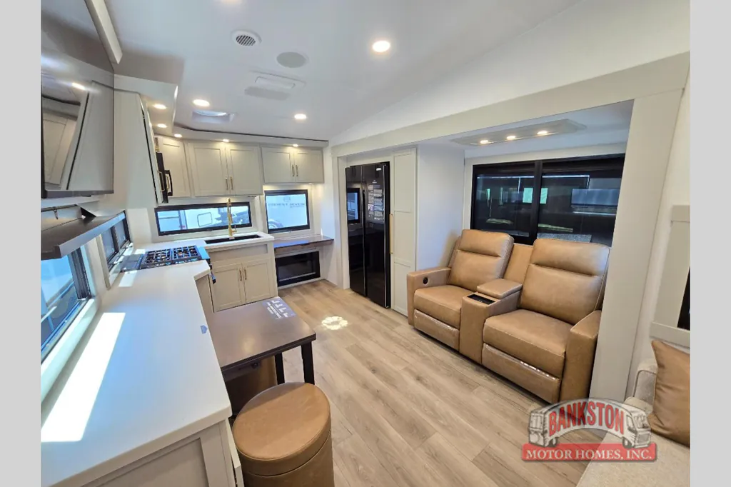 2026 Brinkley Model Z 2680, Photos photo 32