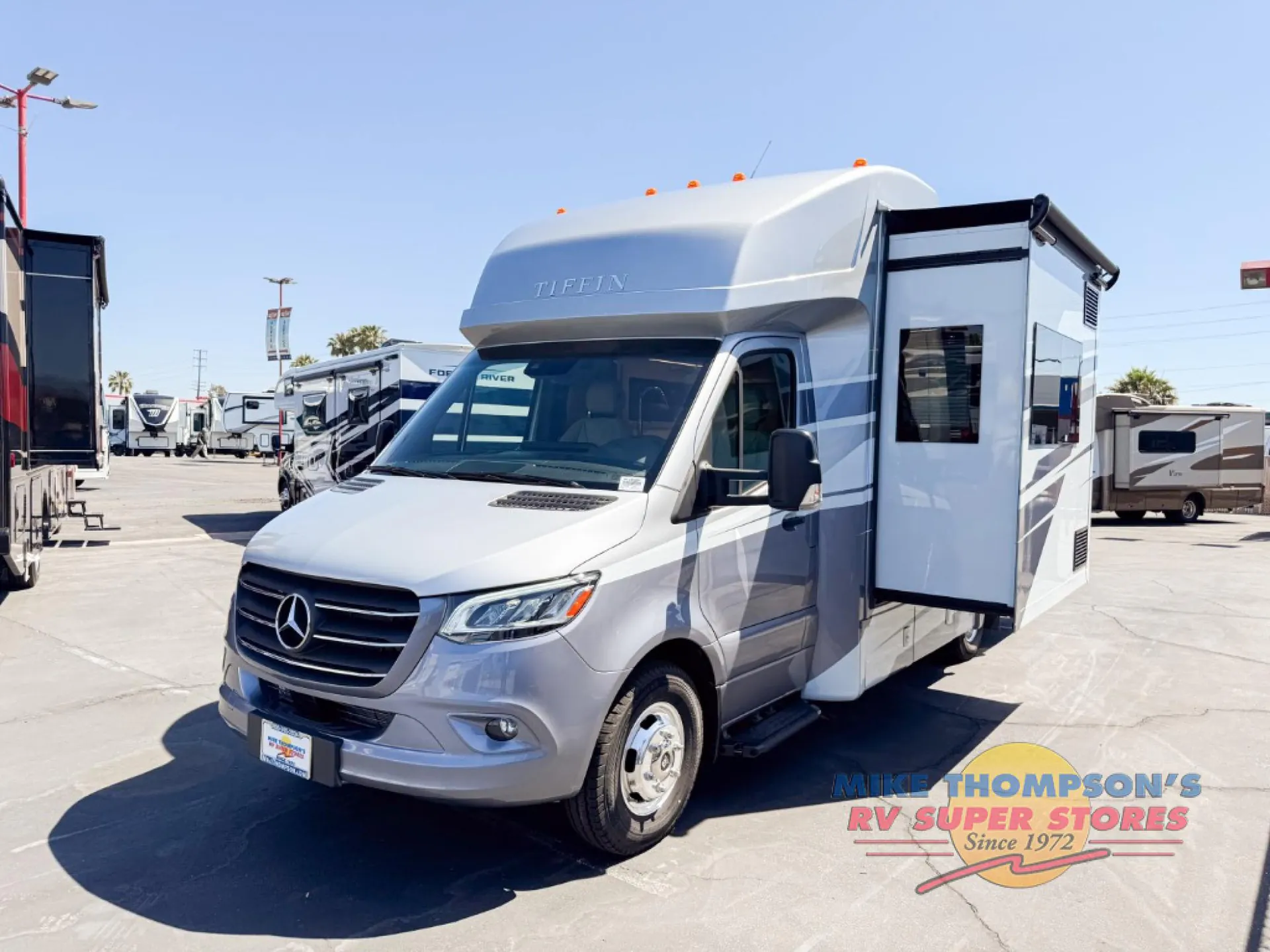 2026 Tiffin Wayfarer 25 XLW - Photo 3