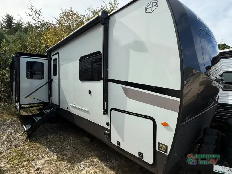 2026 Forest River Rockwood Ultra Lite 2906RL - Photo 2