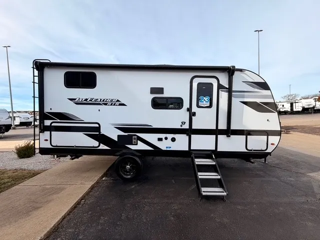 2026 Jayco Jay Feather Air 16DB - Photo 3