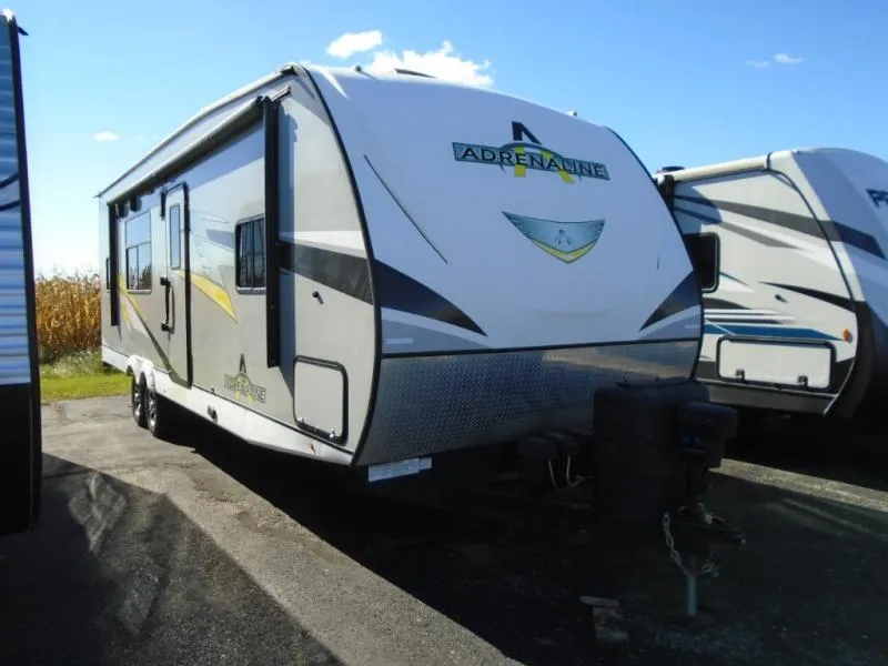 2021 Coachmen Adrenaline 27KB - Photo 2