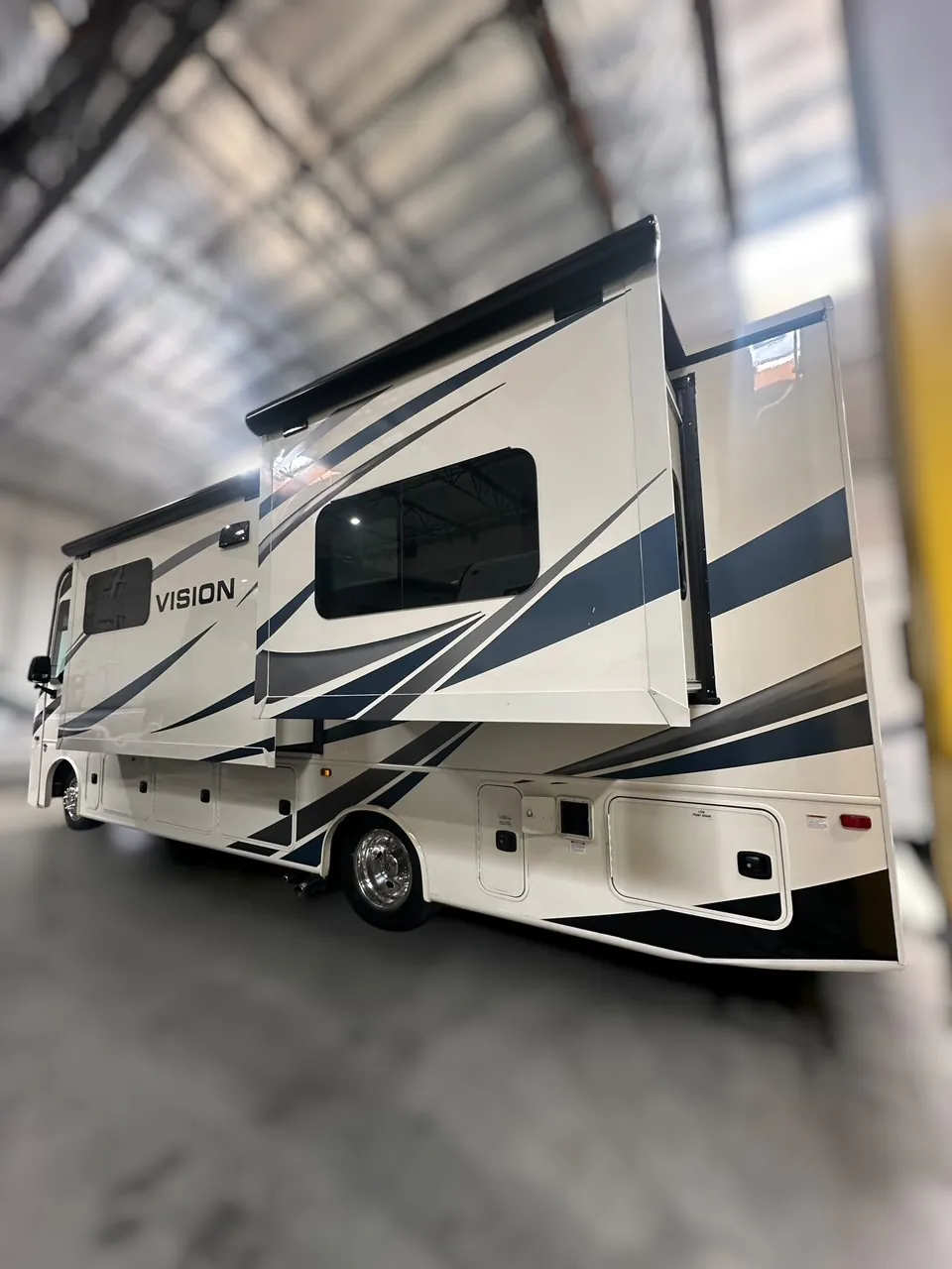 2022 Entegra Coach Vision 27A - Photo 4