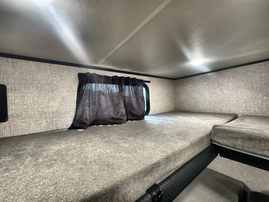 2025 Jayco Jay Feather 29QBH, Photos photo 29