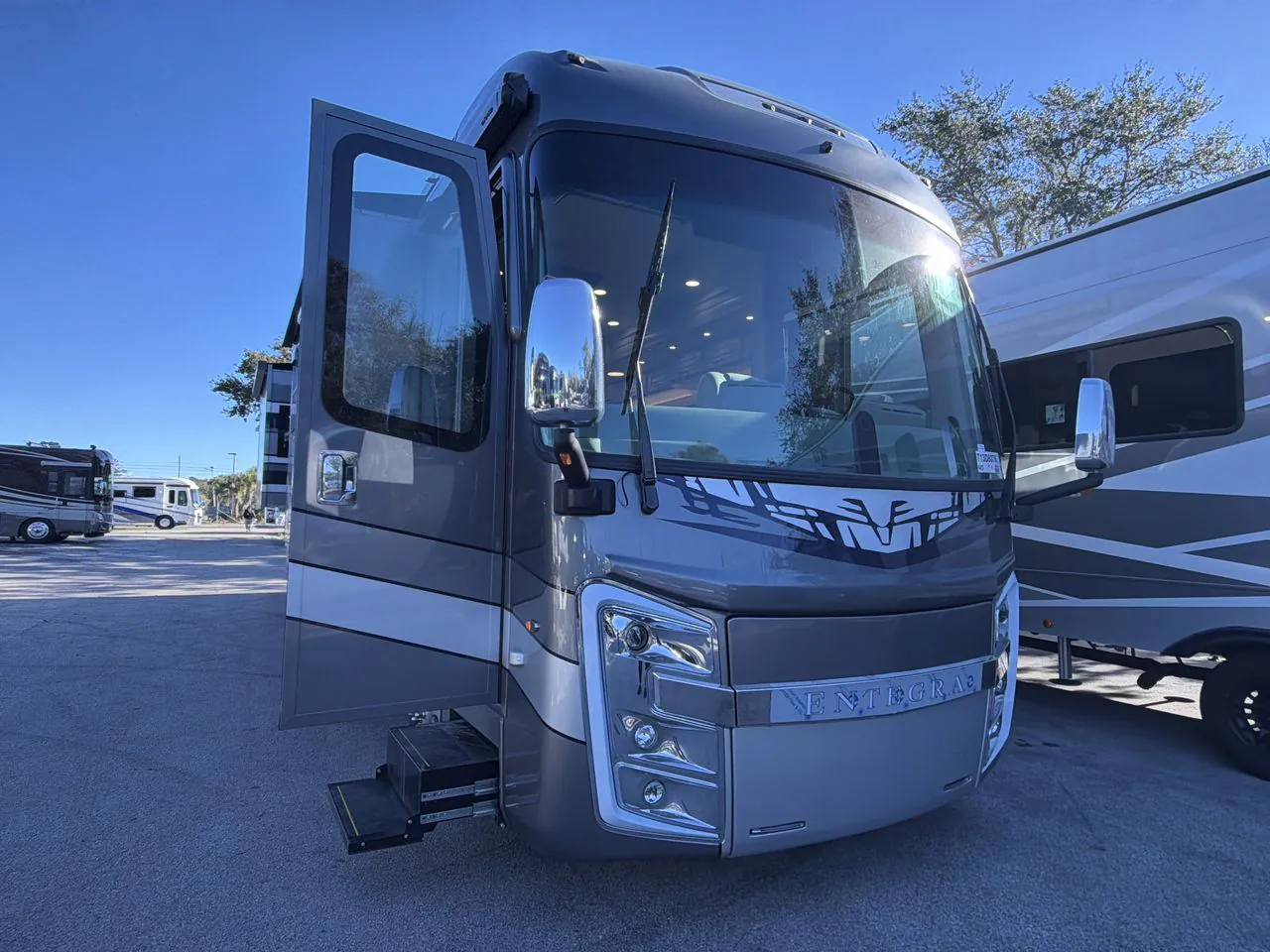 2026 Entegra Coach Aspire 44D