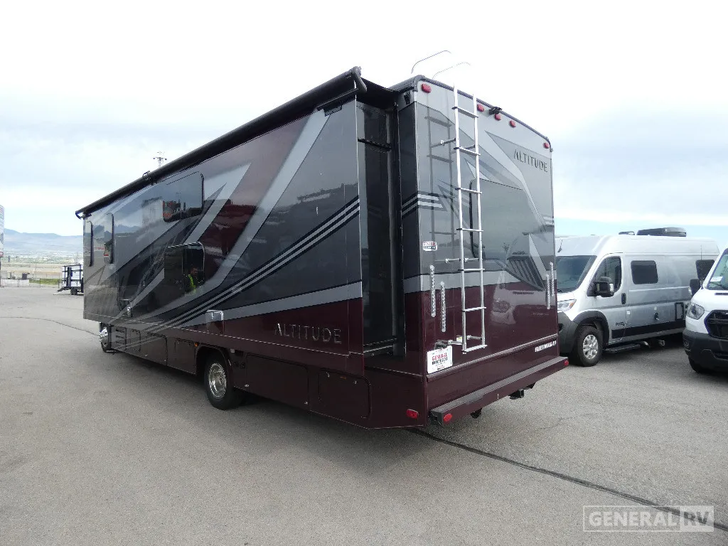 2026 Fleetwood Altitude 31W - Photo 4