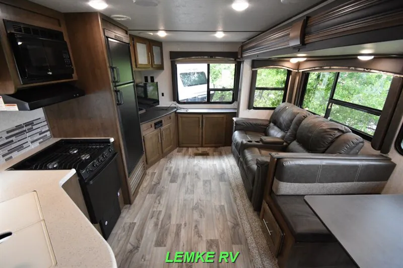 2019 Keystone Cougar Half-Ton 27RESWE - Photo 3