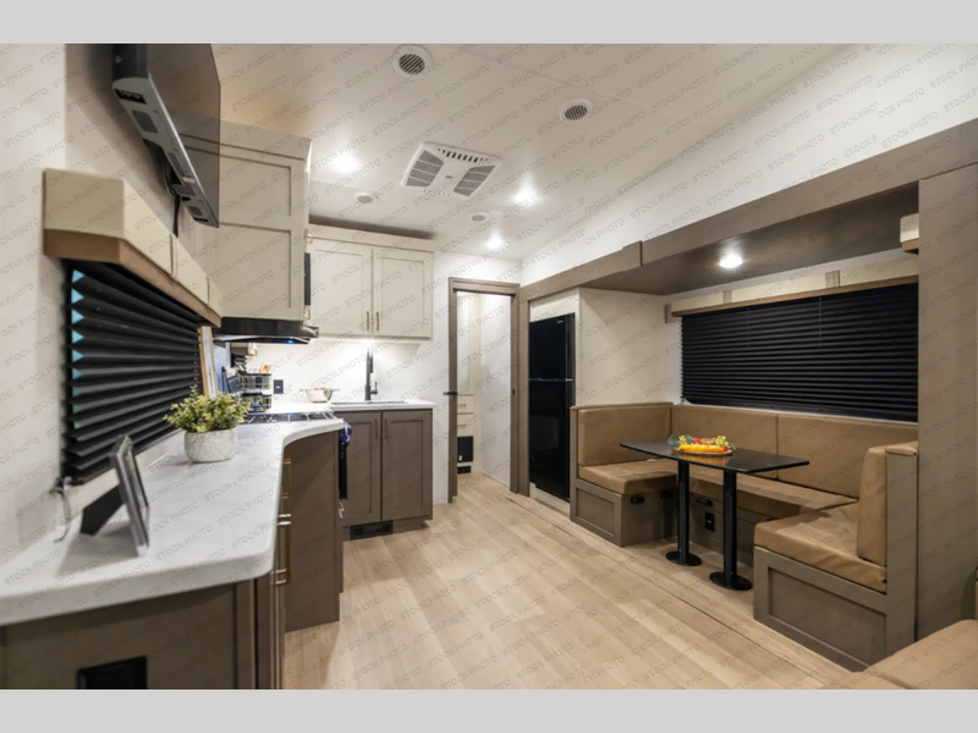 2027 East to West Tandara 275BH - Photo 4