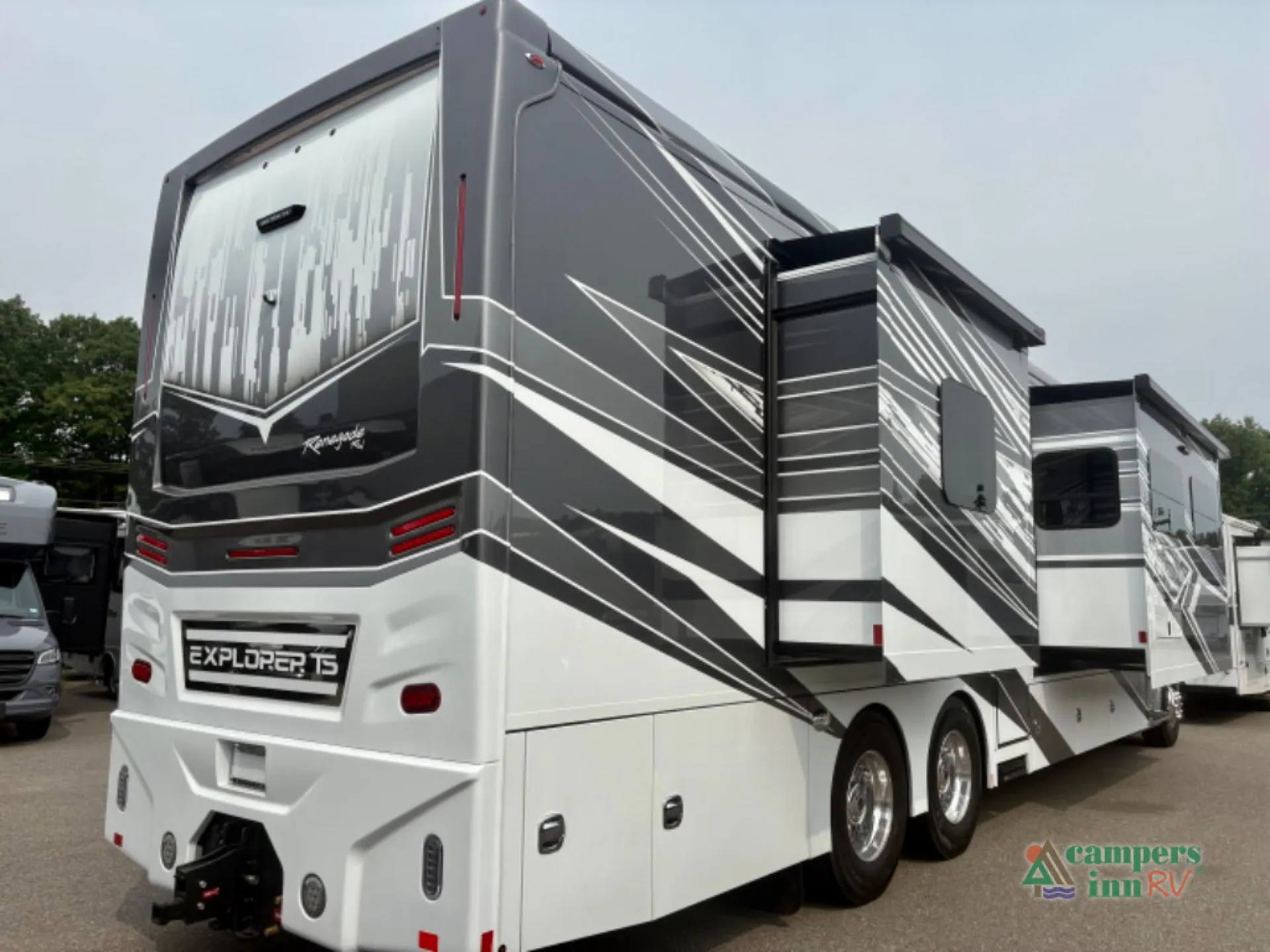 2027 Renegade RV Explorer TS 42RB - Photo 4