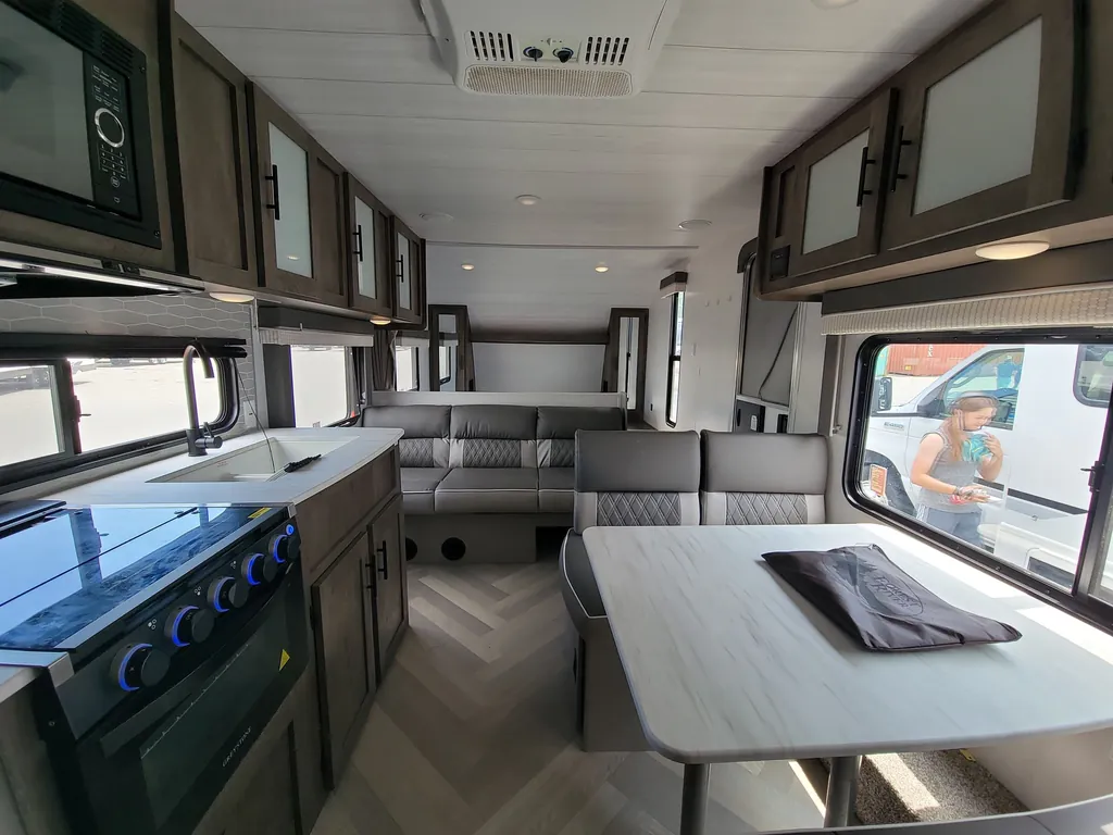 2022 Forest River Salem Cruise Lite 263BHXL, Photos photo 3
