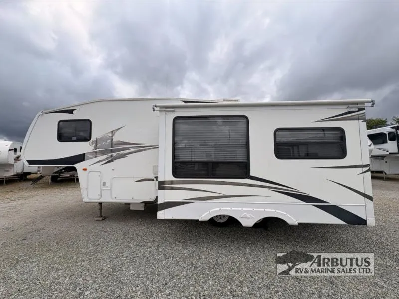 2006 Keystone RV Cougar 276EFS - Photo 4