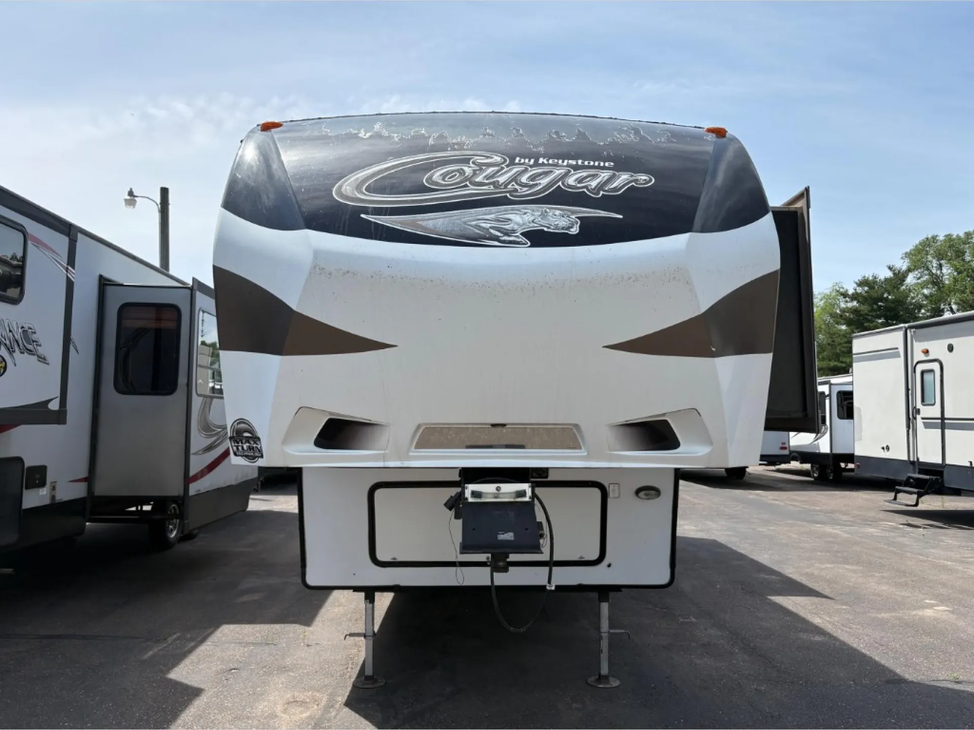2015 Keystone Cougar 303RLS - Photo 3