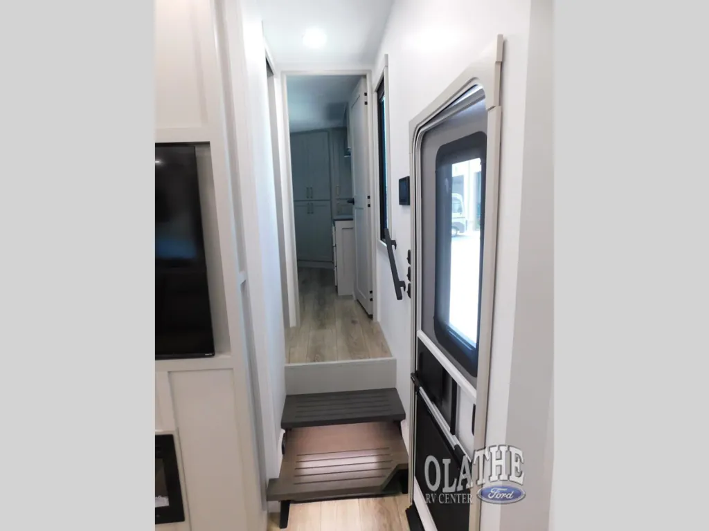 2025 Brinkley Model G 3250, Photos photo 27