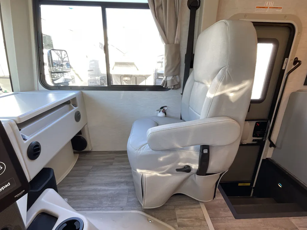 2026 Thor Motor Coach Freedom Traveler A29, Photos photo 25