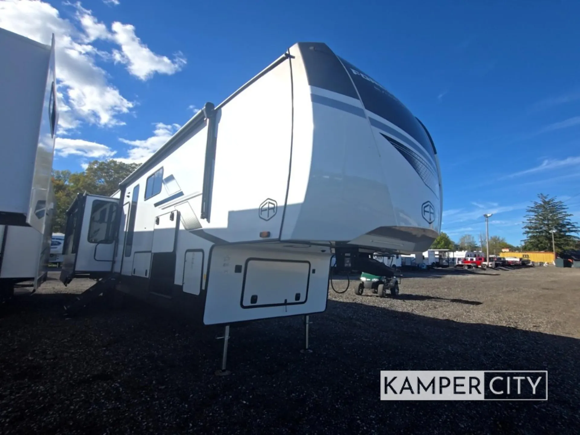 2026 Forest River Sandpiper 3900HBLR
