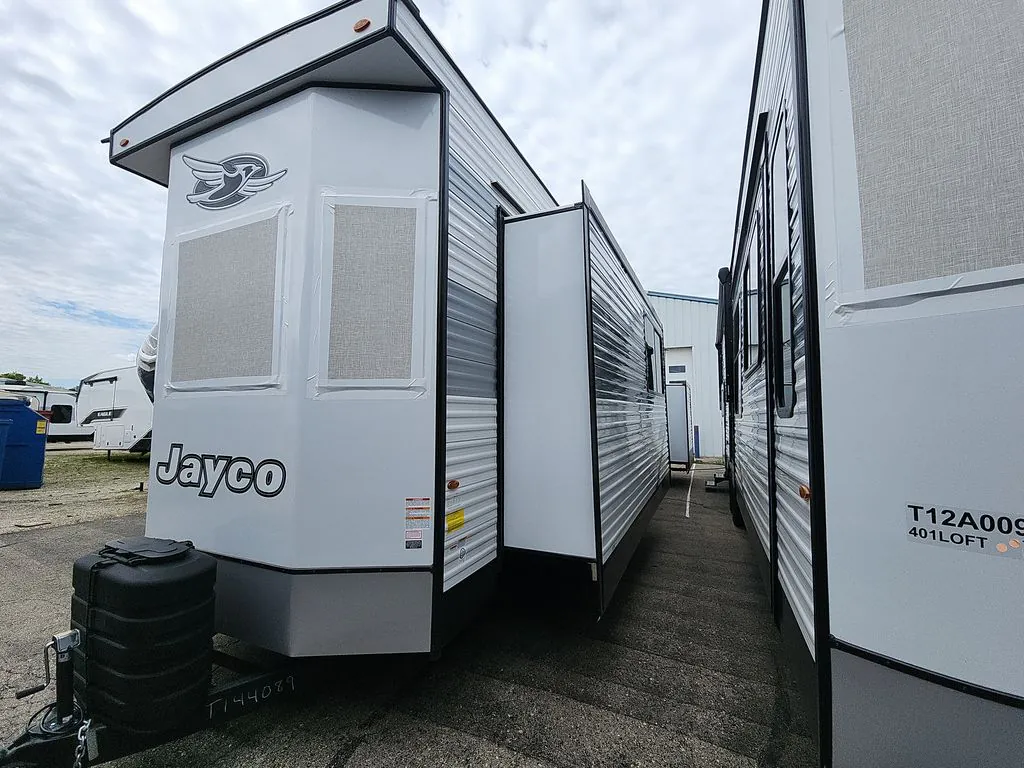 2026 Jayco Jay Flight Bungalow 404LOFT DS, Photos photo 3