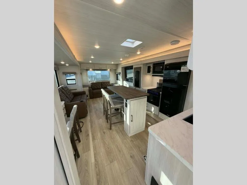 2026 Forest River Grand Surveyor 290RLDS - Photo 4