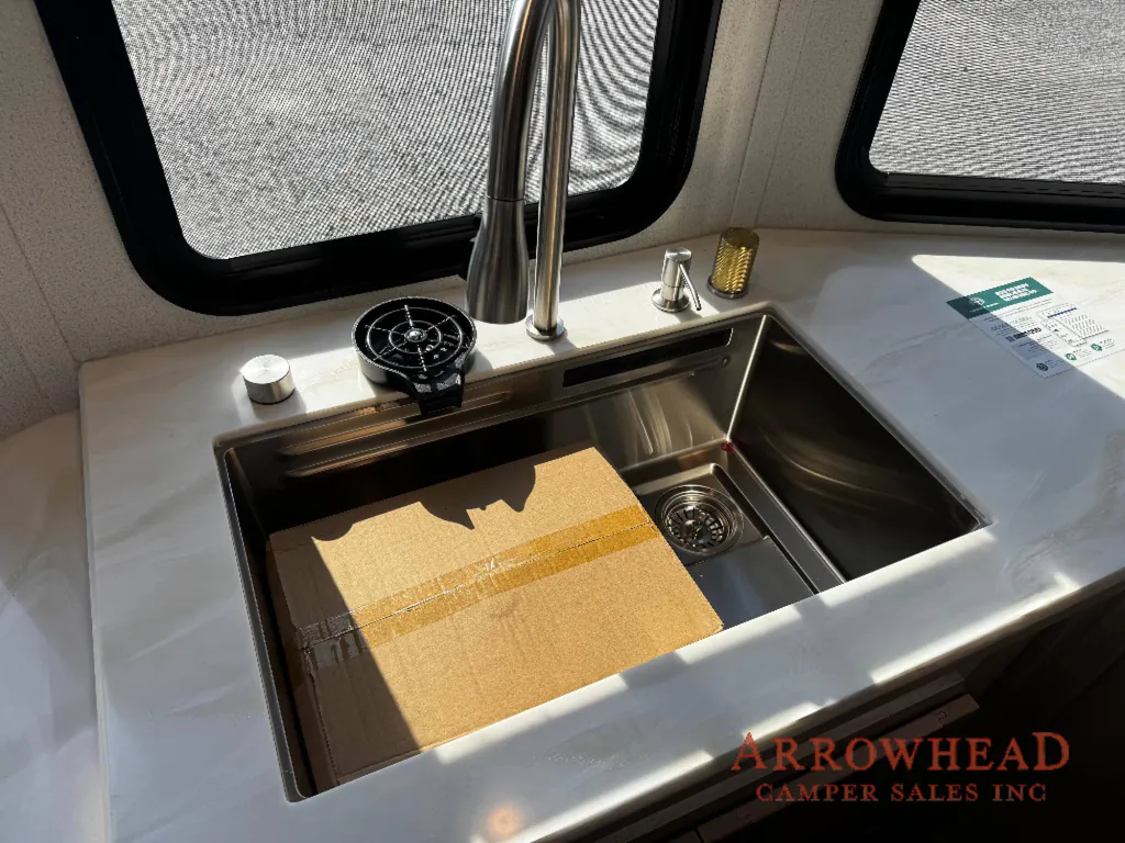 2027 Forest River Puma Vista 403LFT, Photos photo 20