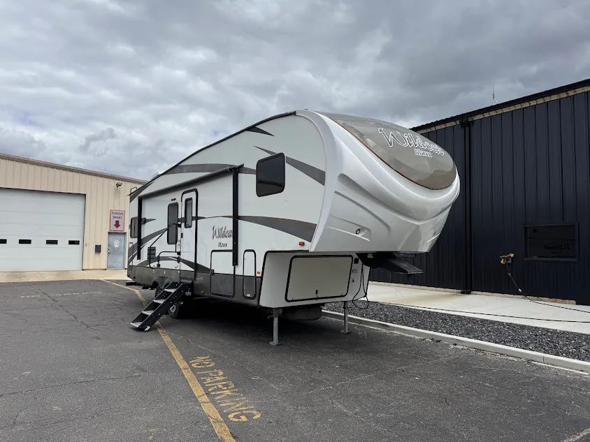 2017 Forest River Wildcat Maxx 262RGX - Photo 4