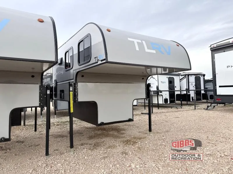2026 Travel Lite Up Country New    575U-XS - Main photo