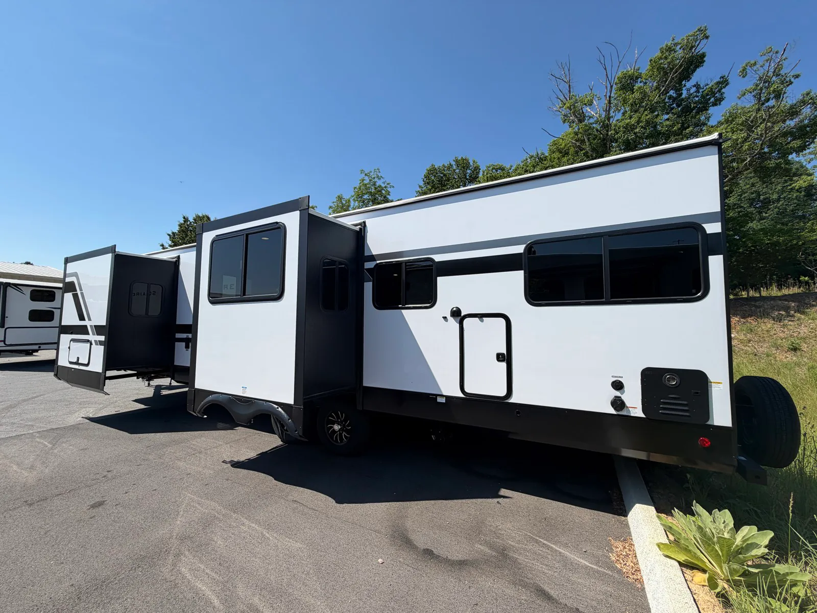 2026 Palomino Solaire 3060RKTS - Photo 4