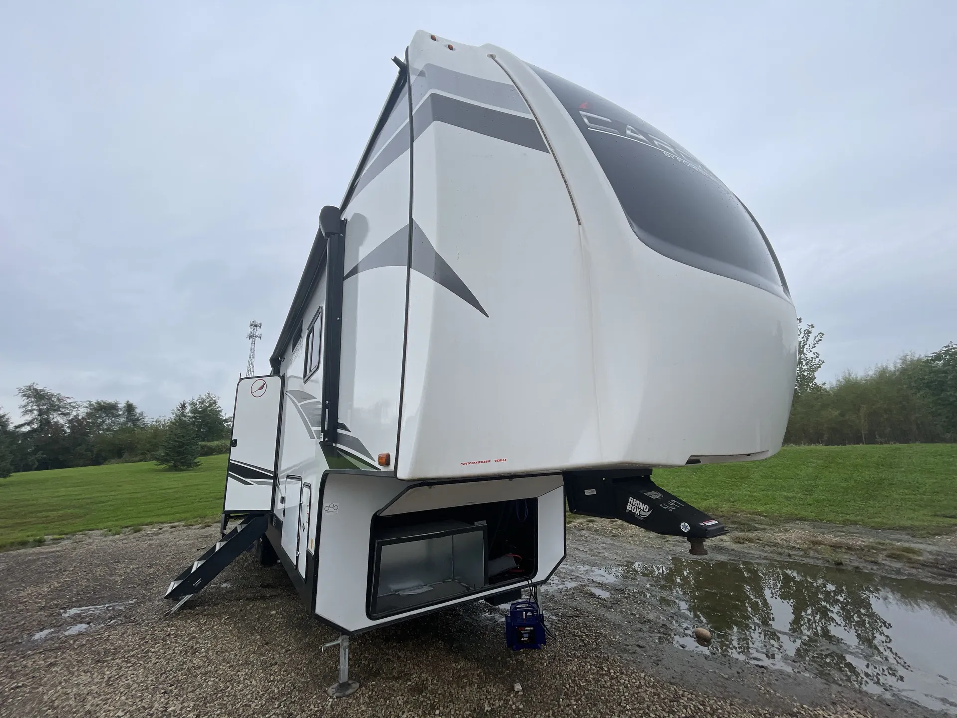 2022 Forest River Cardinal Limited 383BHLE