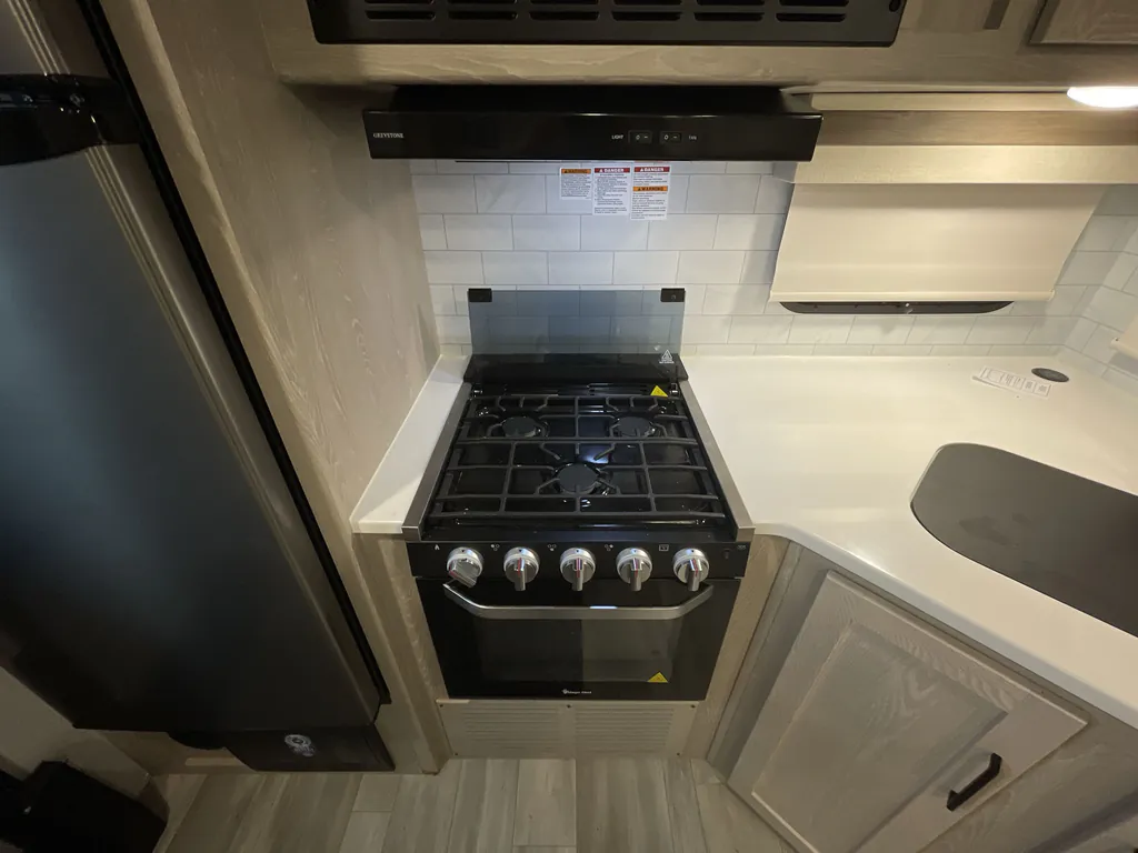 2023 Forest River Rockwood Ultra Lite 2614BS, Photos photo 9