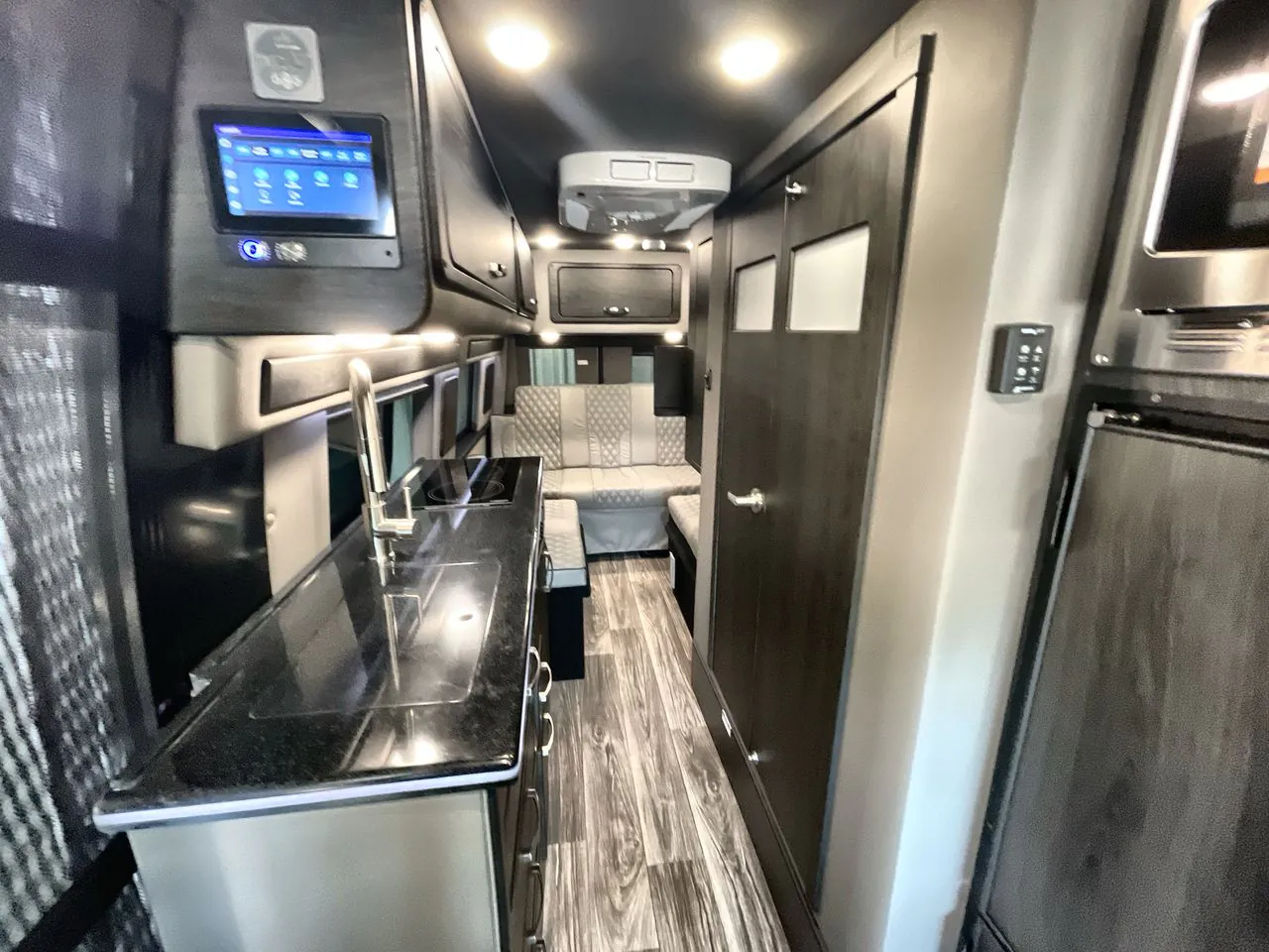 2024 American Coach American Patriot 170EXT - MD2 - Photo 3
