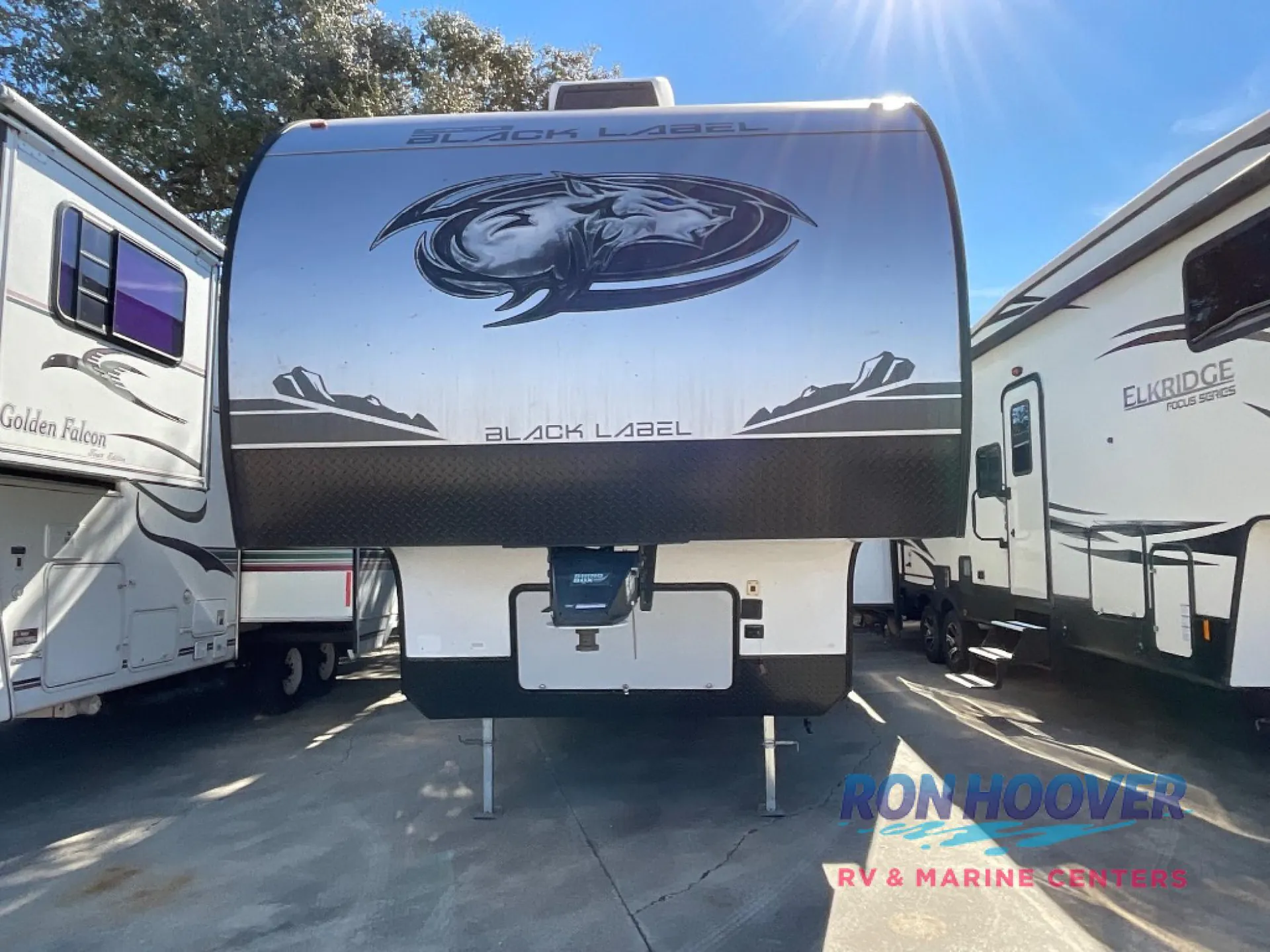 2023 Forest River Cherokee Black Label 243TRBL - Photo 4