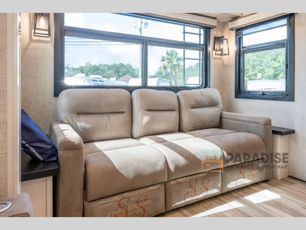 2024 Jayco Pinnacle 36FBTS, Photos photo 7