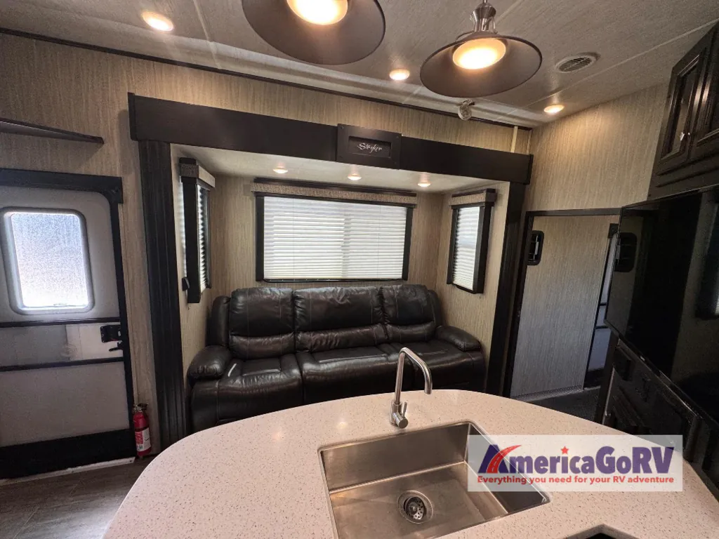 2019 Cruiser RV Stryker STF 3513, Photos photo 18
