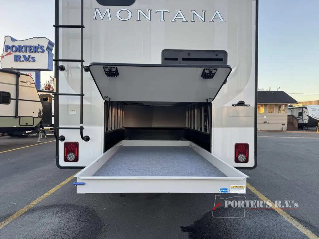 2023 Keystone Montana 3901RK, Photos photo 15
