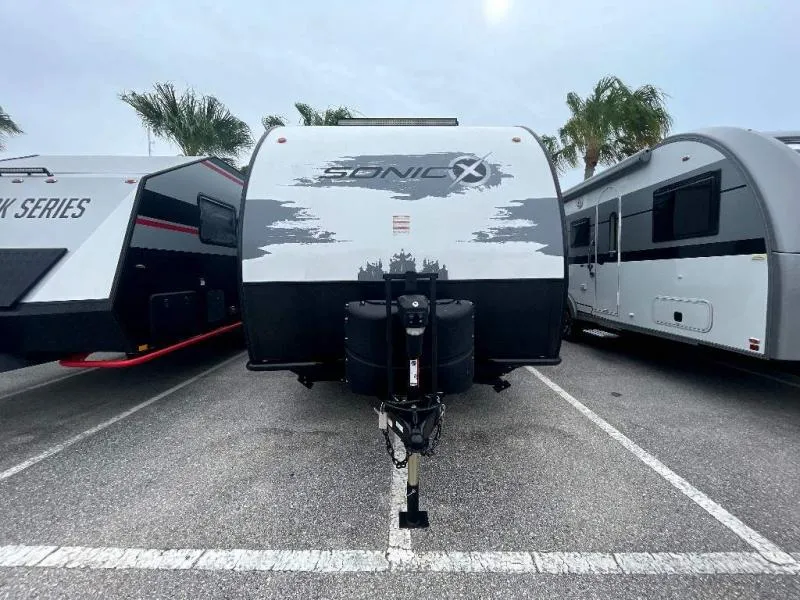 2023 Venture RV Sonic SN220VRB - Photo 3