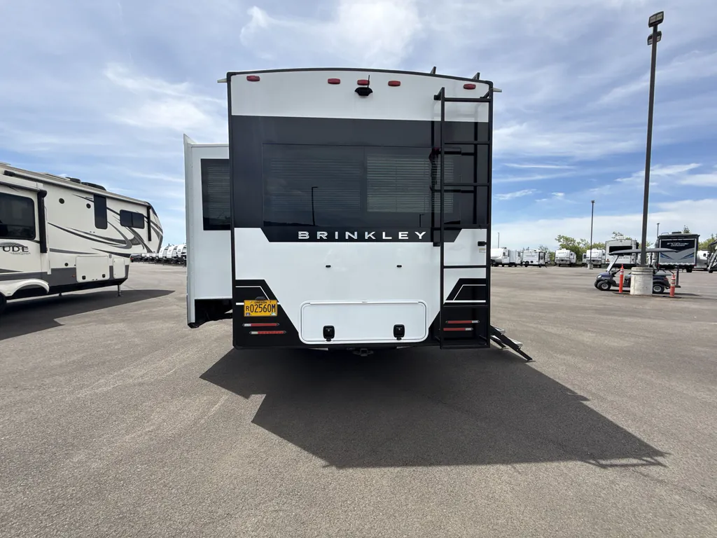 2025 Brinkley Model Z 2670, Photos photo 7