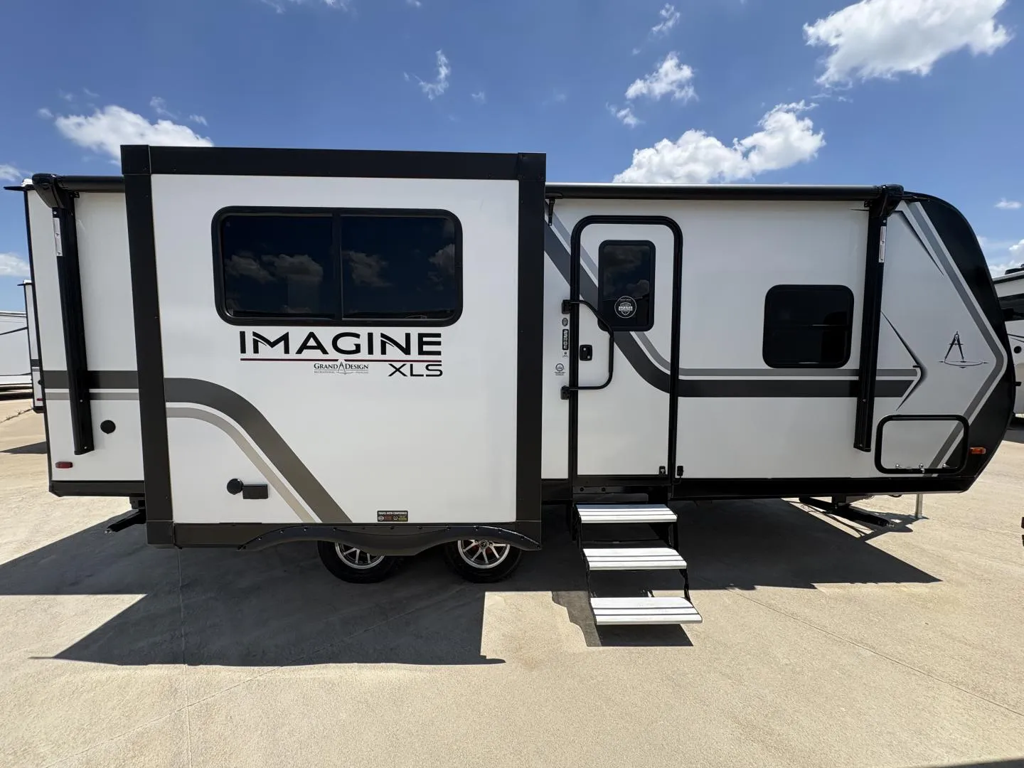 2026 Grand Design Imagine XLS 22RBE - Photo 2