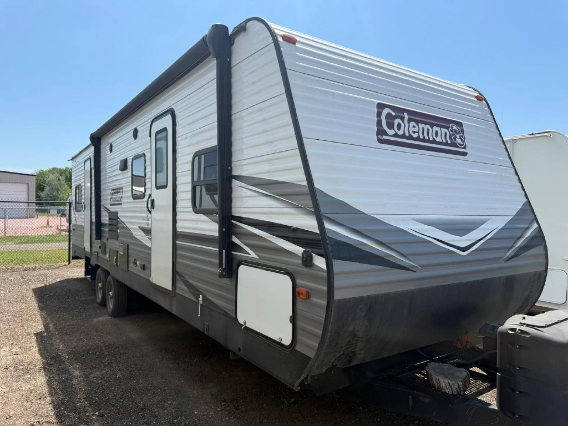 2020 Dutchmen Coleman Lantern 300TQ - Photo 2