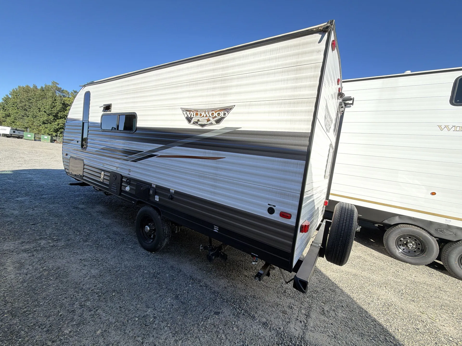 2024 Forest River Wildwood FSX 179DBK — off campside