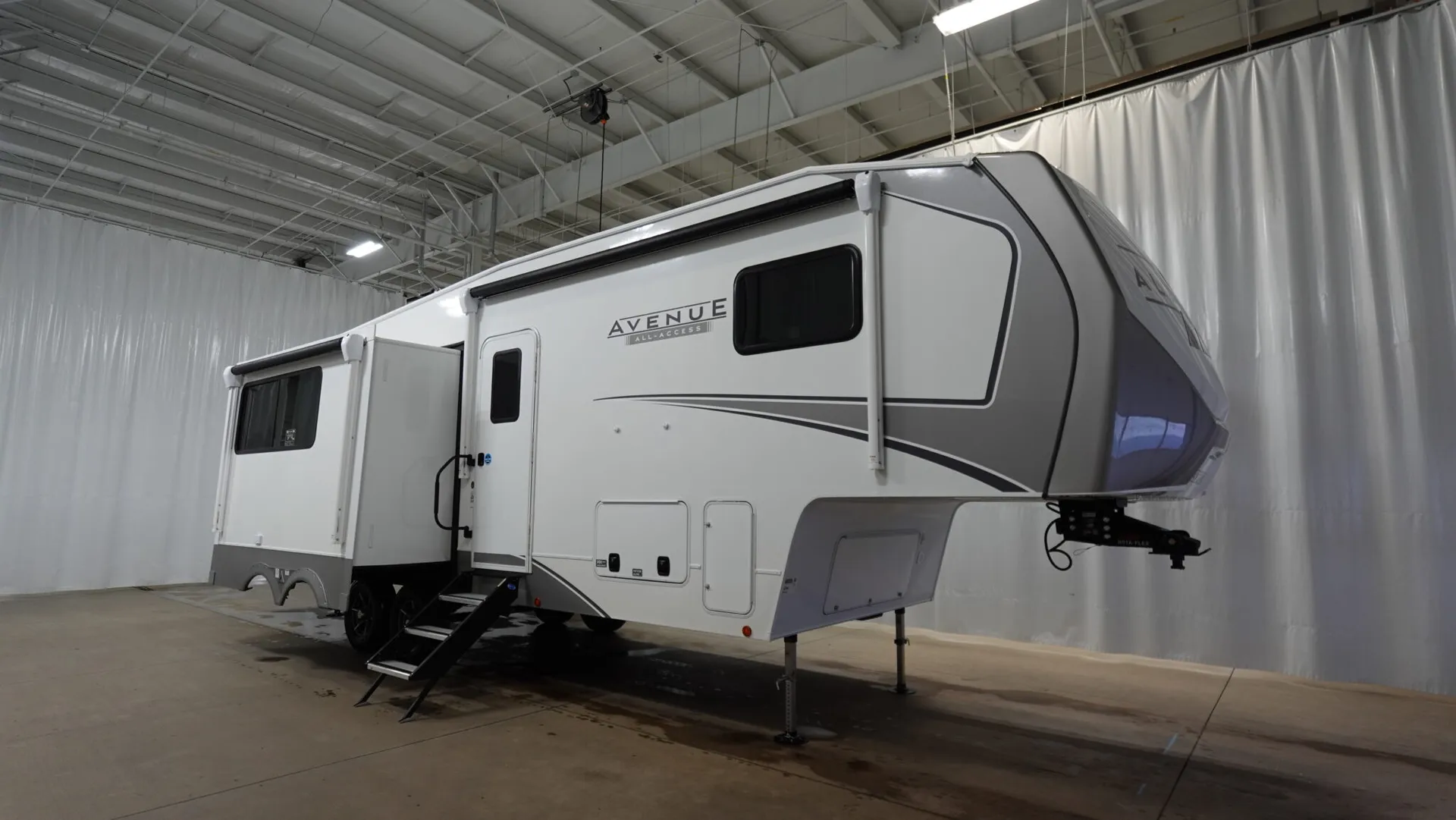 2026 Alliance RV Avenue All-Access 30BH - Photo 2