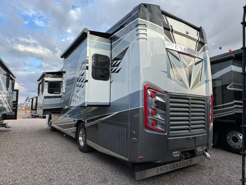 2025 Entegra Coach Anthem 37K - Photo 3
