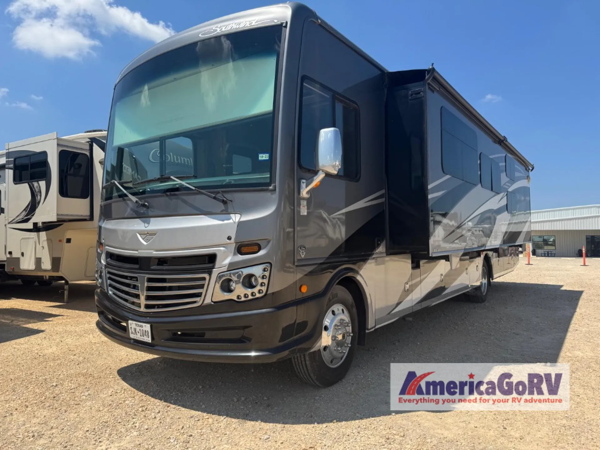 2021 Fleetwood Southwind 37F - Photo 2